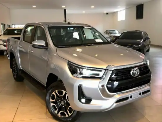 TOYOTA-HILUX-2.8 D-4D TURBO DIESEL CD SRX PLUS 4X4 AUTOMÁTICO TOYOTA-HILUX-2026