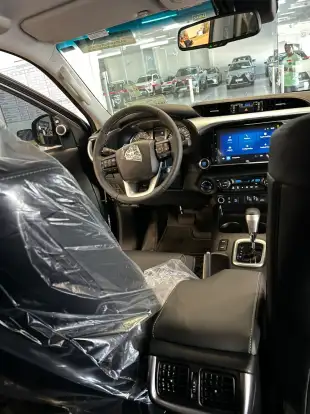 TOYOTA-HILUX-2026