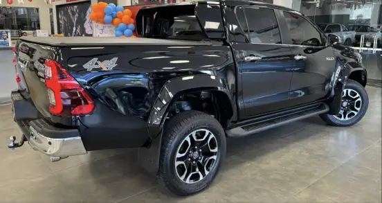 TOYOTA-HILUX-2026