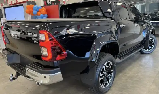 TOYOTA-HILUX-2026