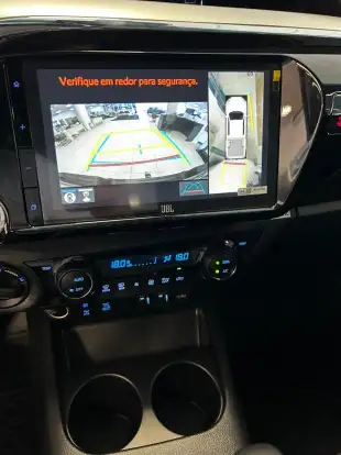 TOYOTA-HILUX-2026