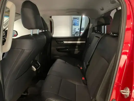 TOYOTA-HILUX-2026