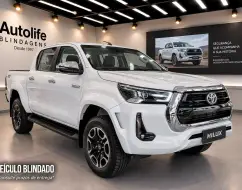 TOYOTA HILUX 2.8 D-4D TURBO DIESEL CD SRX PLUS 4X4 AUTOMÁTICO TOYOTA HILUX 2.8 D-4D TURBO DIESEL CD SRX PLUS 4X4 AUTOMÁTICO