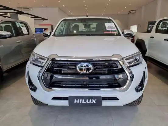 TOYOTA-HILUX-2026