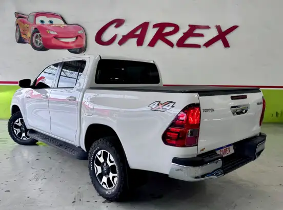 TOYOTA-HILUX-2.8 SR 4X4 CD 16V DIESEL 4P AUTOMÁTICO TOYOTA-HILUX-2019