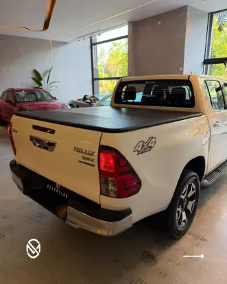 TOYOTA-HILUX-2018