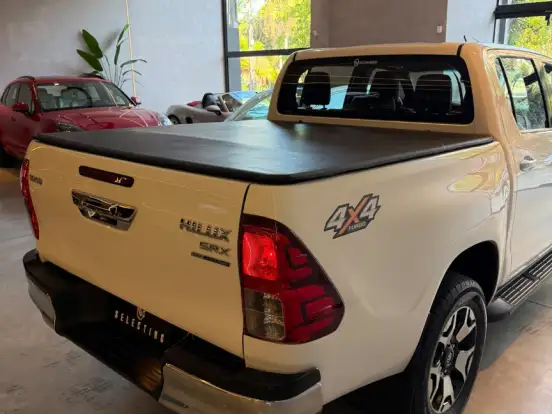 TOYOTA-HILUX-2.8 SRX 4X4 CD 16V DIESEL 4P AUTOMÁTICO TOYOTA-HILUX-2018