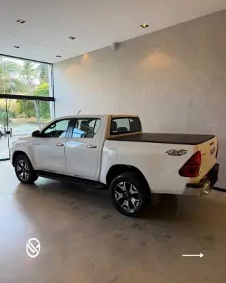 TOYOTA-HILUX-2018