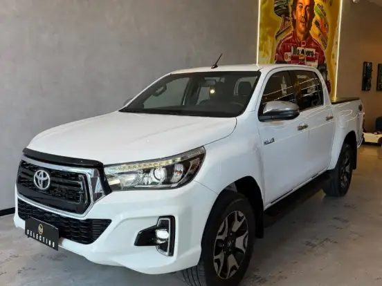 TOYOTA-HILUX-2.8 SRX 4X4 CD 16V DIESEL 4P AUTOMÁTICO TOYOTA-HILUX-2018