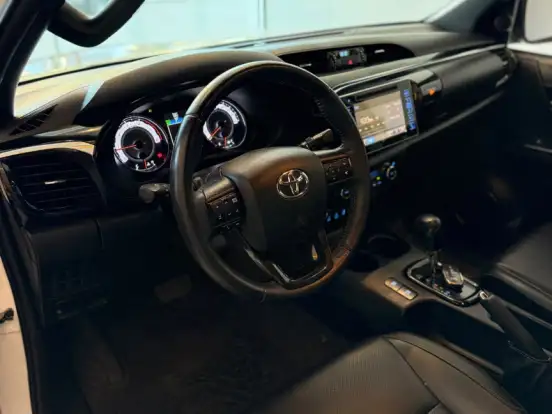 TOYOTA-HILUX-2.8 SRX 4X4 CD 16V DIESEL 4P AUTOMÁTICO TOYOTA-HILUX-2018