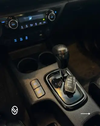 TOYOTA-HILUX-2018