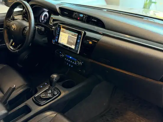 TOYOTA-HILUX-2.8 SRX 4X4 CD 16V DIESEL 4P AUTOMÁTICO TOYOTA-HILUX-2018