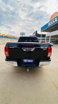 TOYOTA-HILUX-2017
