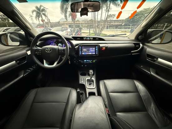 TOYOTA-HILUX-2.7 SRV 4X4 CD 16V FLEX 4P AUTOMÁTICO TOYOTA-HILUX-2016