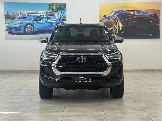 TOYOTA-HILUX-2.8 D-4D TURBO DIESEL CD CONQUEST 4X4 AUTOMÁTICO TOYOTA-HILUX-2023