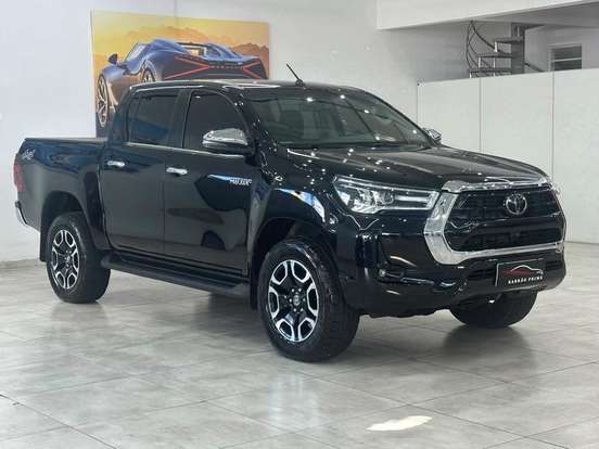 TOYOTA-HILUX-2.8 D-4D TURBO DIESEL CD CONQUEST 4X4 AUTOMÁTICO TOYOTA-HILUX-2023