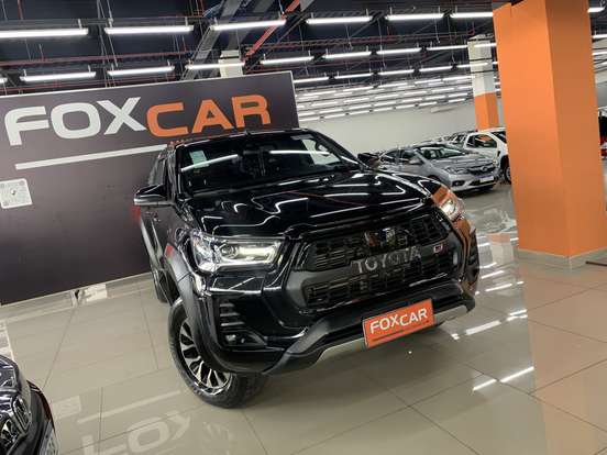 TOYOTA-HILUX-2.8 D-4D TURBO DIESEL CD GR-S 4X4 AUTOMÁTICO TOYOTA-HILUX-2022