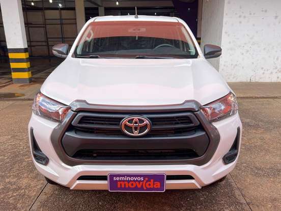 TOYOTA-HILUX-2024