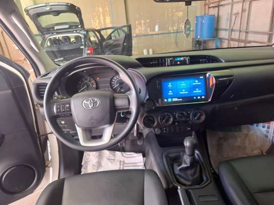 TOYOTA-HILUX-2.8 D-4D TURBO DIESEL CD POWER PACK 4X4 AUTOMÁTICO TOYOTA-HILUX-2024
