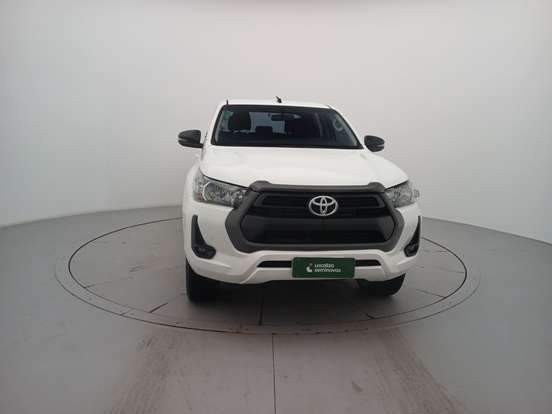 TOYOTA-HILUX-2.8 D-4D TURBO DIESEL CD SR 4X4 AUTOMÁTICO TOYOTA-HILUX-2023