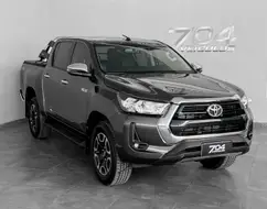 TOYOTA HILUX 2.8 D-4D TURBO DIESEL CD SRV 4X4 AUTOMÁTICO TOYOTA HILUX 2.8 D-4D TURBO DIESEL CD SRV 4X4 AUTOMÁTICO