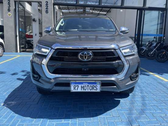 TOYOTA-HILUX-2.8 D-4D TURBO DIESEL CD SRX 4X4 AUTOMÁTICO TOYOTA-HILUX-2021