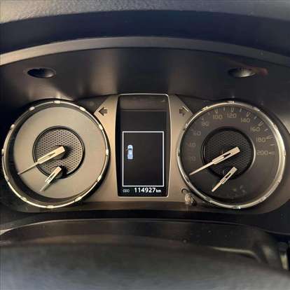 TOYOTA-HILUX-2020