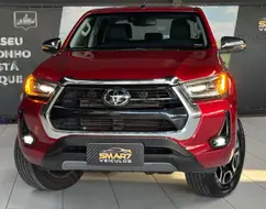 TOYOTA HILUX 2.8 D-4D TURBO DIESEL CD SRX 4X4 AUTOMÁTICO TOYOTA HILUX 2.8 D-4D TURBO DIESEL CD SRX 4X4 AUTOMÁTICO