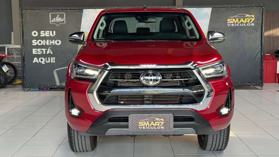 TOYOTA-HILUX-2021