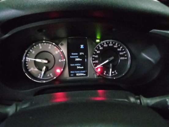 TOYOTA-HILUX-2.8 D-4D TURBO DIESEL CD SRX PLUS 4X4 AUTOMÁTICO TOYOTA-HILUX-2024