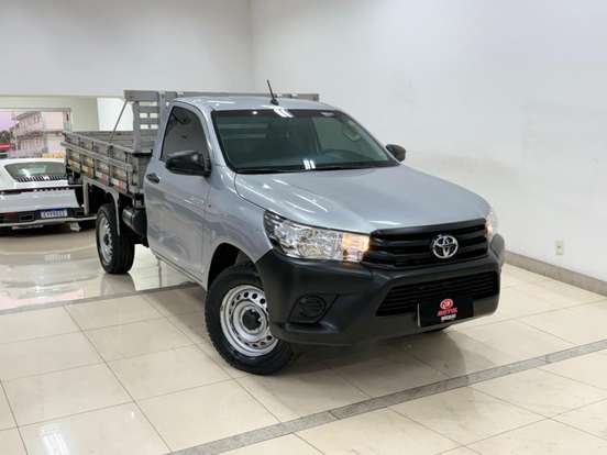TOYOTA-HILUX-2024