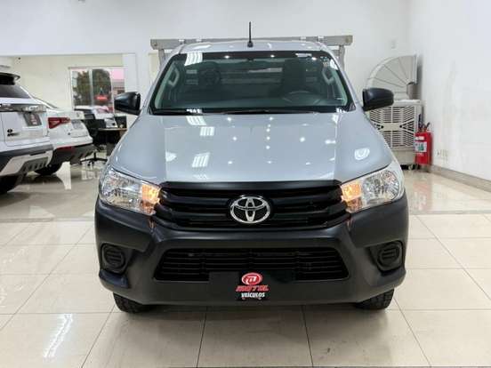 TOYOTA-HILUX-2.8 D-4D TURBO DIESEL CHASSI 4X4 MANUAL TOYOTA-HILUX-2024