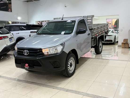 TOYOTA-HILUX-2.8 D-4D TURBO DIESEL CHASSI 4X4 MANUAL TOYOTA-HILUX-2024