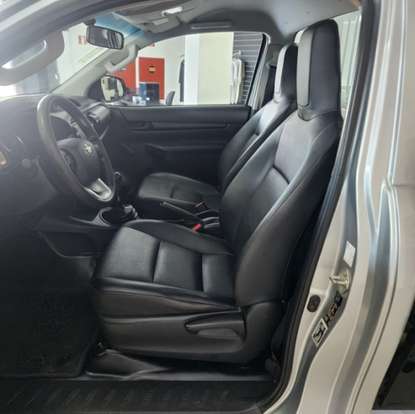 TOYOTA-HILUX-2024