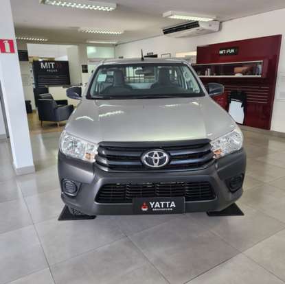 TOYOTA-HILUX-2024