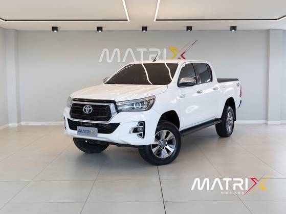 TOYOTA HILUX 2.8 SR 4X4 CD 16V DIESEL 4P AUTOMÁTICO