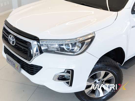 TOYOTA-HILUX-2.8 SR 4X4 CD 16V DIESEL 4P AUTOMÁTICO TOYOTA-HILUX-2018