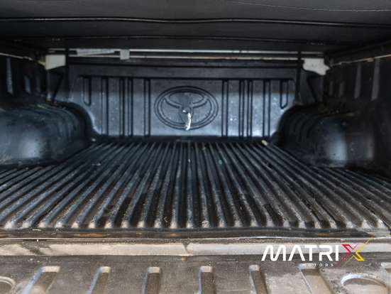 TOYOTA-HILUX-2018