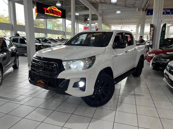 TOYOTA HILUX 2.8 SRV 4X4 CD 16V DIESEL 4P AUTOMÁTICO
