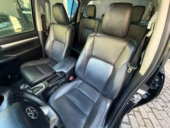 TOYOTA-HILUX-2.8 SRV 4X4 CD 16V DIESEL 4P AUTOMÁTICO TOYOTA-HILUX-2019