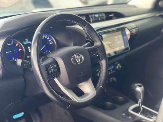 TOYOTA-HILUX-2.8 SRV 4X4 CD 16V DIESEL 4P AUTOMÁTICO TOYOTA-HILUX-2018