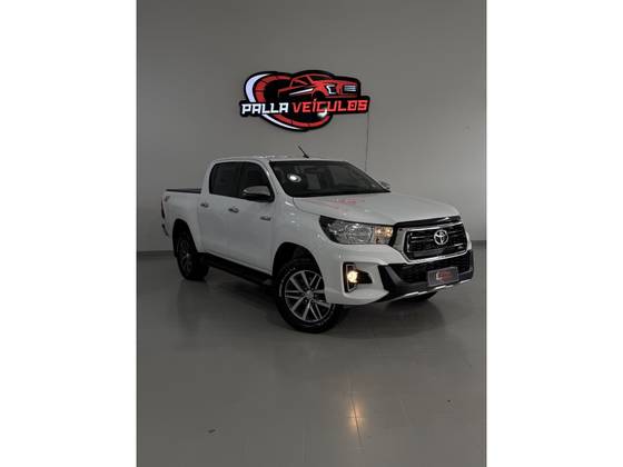 TOYOTA HILUX 2.8 SRV 4X4 CD 16V DIESEL 4P AUTOMÁTICO
