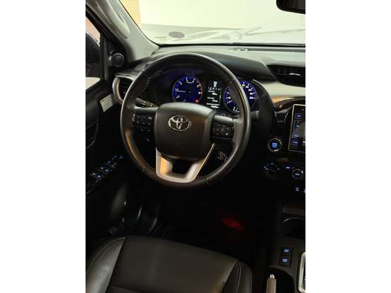 TOYOTA-HILUX-2.8 SRV 4X4 CD 16V DIESEL 4P AUTOMÁTICO TOYOTA-HILUX-2019