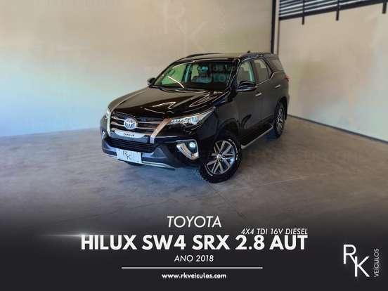 TOYOTA-HILUX-2.8 SRX 4X4 CD 16V DIESEL 4P AUTOMÁTICO TOYOTA-HILUX-2017