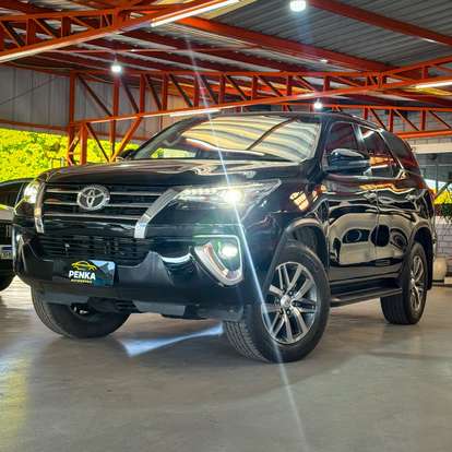 TOYOTA-HILUX-2.8 SRX 4X4 CD 16V DIESEL 4P AUTOMÁTICO TOYOTA-HILUX-2018