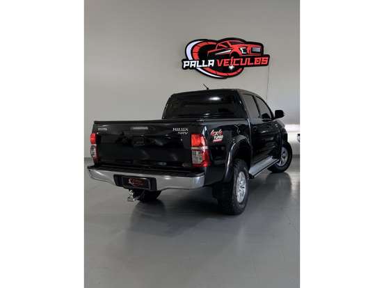 TOYOTA-HILUX-3.0 SRV 4X4 CD 16V TURBO INTERCOOLER DIESEL 4P AUTOMÁTICO TOYOTA-HILUX-2013