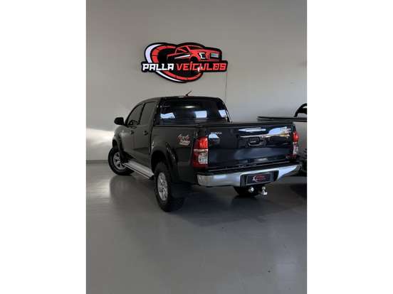 TOYOTA-HILUX-3.0 SRV 4X4 CD 16V TURBO INTERCOOLER DIESEL 4P AUTOMÁTICO TOYOTA-HILUX-2013