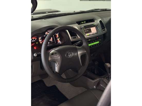 TOYOTA-HILUX-3.0 SRV 4X4 CD 16V TURBO INTERCOOLER DIESEL 4P AUTOMÁTICO TOYOTA-HILUX-2013