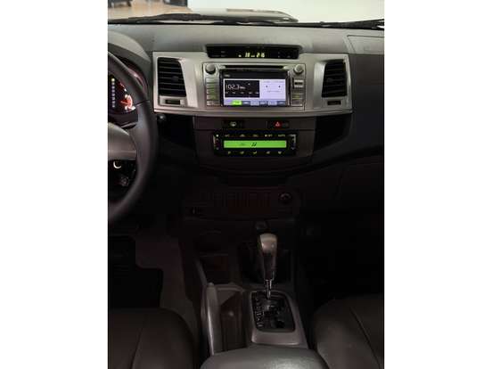 TOYOTA-HILUX-3.0 SRV 4X4 CD 16V TURBO INTERCOOLER DIESEL 4P AUTOMÁTICO TOYOTA-HILUX-2013