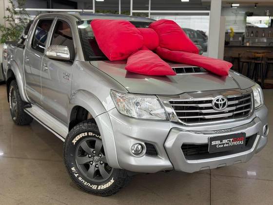 TOYOTA HILUX 3.0 SRV 4X4 CD 16V TURBO INTERCOOLER DIESEL 4P AUTOMÁTICO